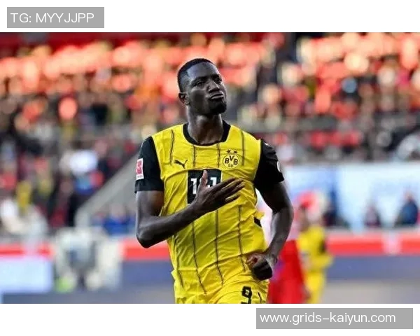 吉拉西多特生涯欧冠已打入15球,队史仅次于罗伊斯和莱万 吉拉西多特生涯欧冠已打入15球,队史仅次于罗伊斯和莱万